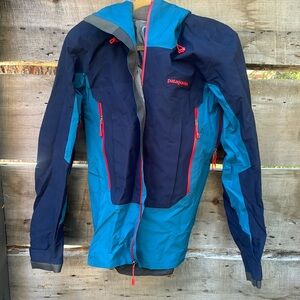 men’s Patagonia %100 gortex  jacket